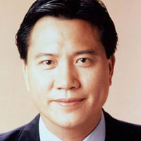 萬(wàn)梓良參加金意陶巡回簽售泉州站活動(dòng)