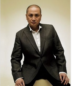 香港藝人湯鎮(zhèn)業(yè)、鐘淑慧出席南京匯城國(guó)際第三屆全球抗衰老發(fā)布會(huì)