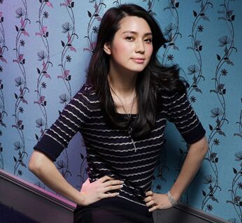 魅力女神洪欣出席仁德婦幼醫(yī)院開業(yè)典禮