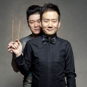 人氣組合筷子兄弟與經(jīng)濟(jì)學(xué)家楊東、左曉蕾參加馬來(lái)西亞活動(dòng)