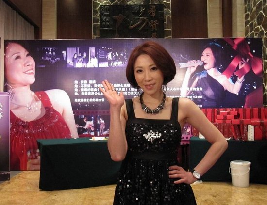 李翊君出場費多少錢？