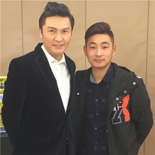 關禮杰與經(jīng)紀人李志