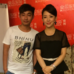 潘曉婷與經(jīng)紀人李志合影