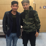 李克勤與經(jīng)紀人李志合影